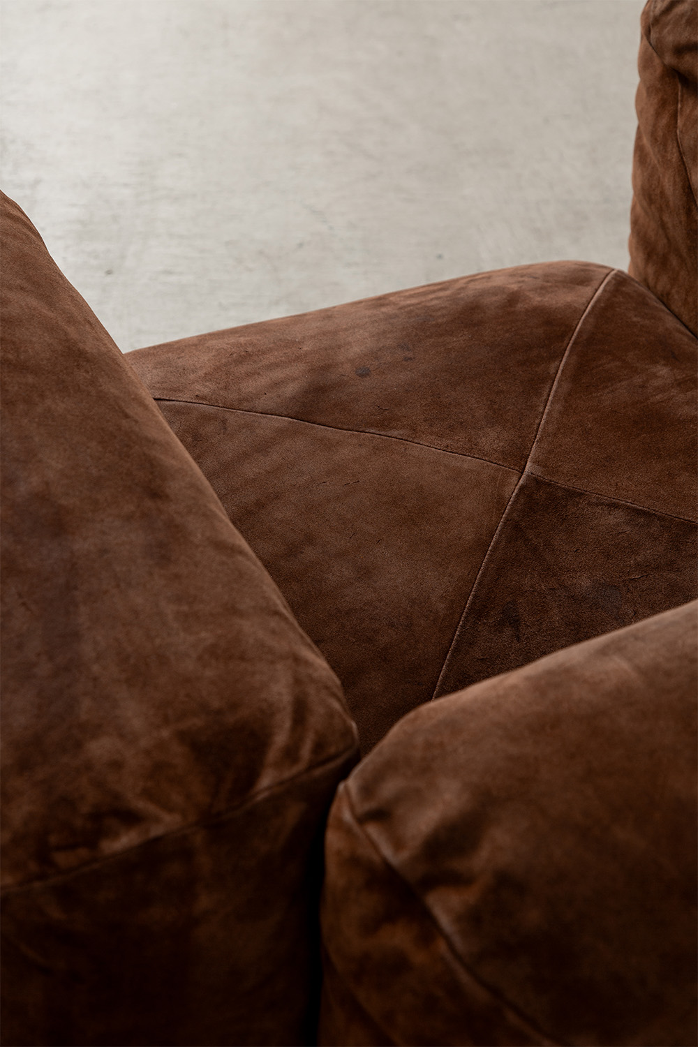 Marius Sofa,Marius,Sofa,Mario Marenco,マリオ・マレンコ,マレンコ,Arflex,アルフレックス,stoop,topso,清澄白河,Antique,Vintage,Interior Design,アンティーク,ビンテージ,ヴィンテージ,家具,雑貨,インテリア,店舗什器,設計,インテリアデザイン,内装,什器,店舗設計,ギャラリー,デザイナーズ家具,ショールーム