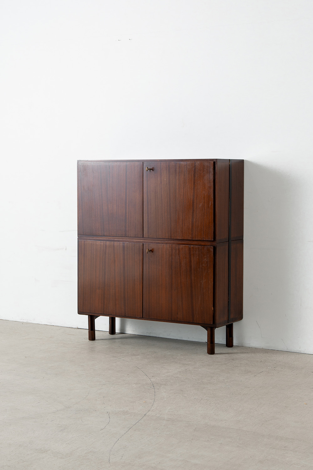 Cabinet,キャビネット,Storage,ストレージ,Italy,イタリア,stoop,topso,清澄白河,Antique,Vintage,Interior Design,アンティーク,ビンテージ,ヴィンテージ,家具,雑貨,インテリア,店舗什器,設計,インテリアデザイン,内装,什器,店舗設計,ギャラリー,デザイナーズ家具,ショールーム