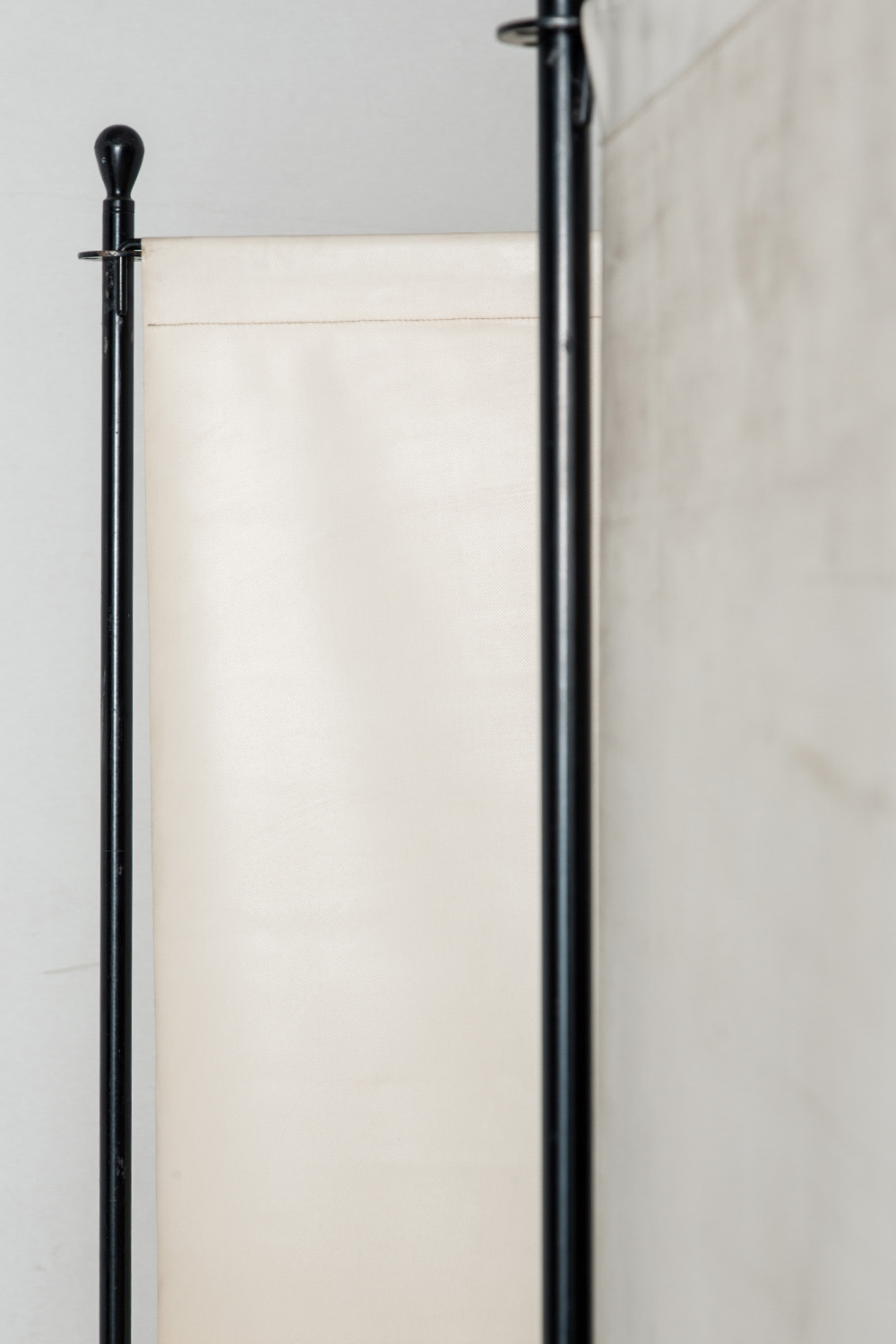‘Servento’ Screen by Achille Castiglioni for Zanotta in Rubberized Fabric , Steel and Plastic