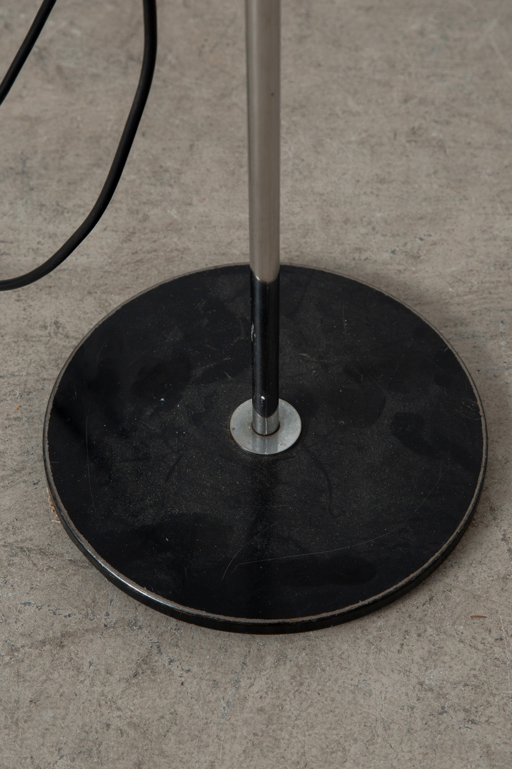 Froor Lamp in Chrome and Steel