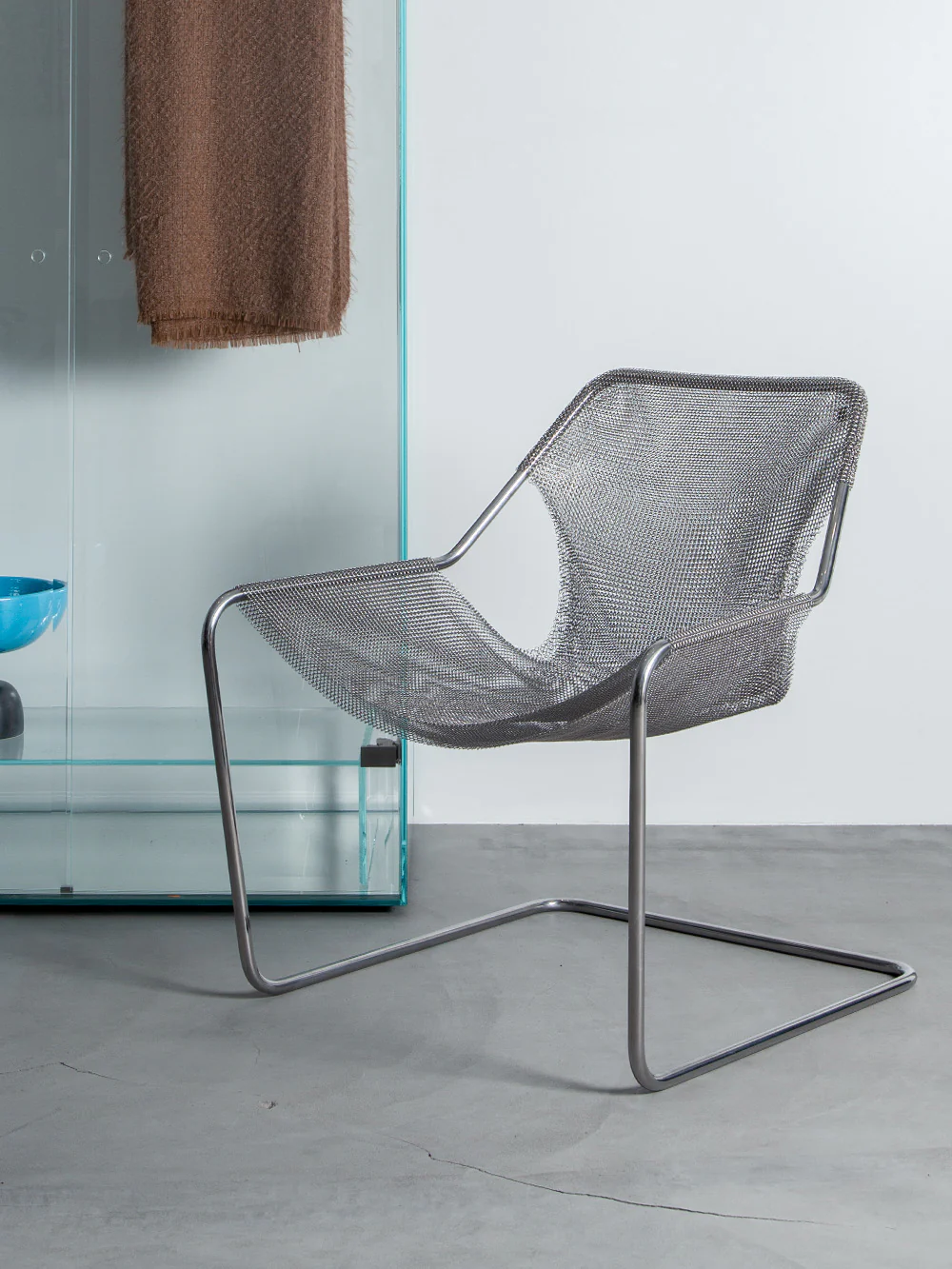 Paulo Mendes da Rocha,パウロ・メンデス・ダ・ロシャ,メッシュ,ステンレス,Paulistano,パウリスターノアームチェア,パウリスターノチェア