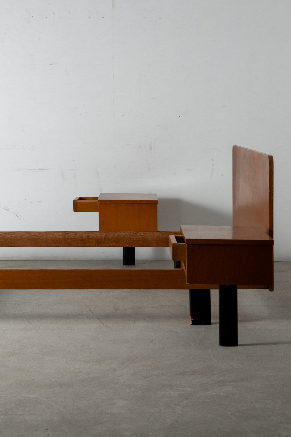 Bed Frame,ベッドフレーム,France,フランス,清澄白河,Antique,Vintage,Interior Design,stoop,topso,アンティーク,ビンテージ,ヴィンテージ,家具,雑貨,インテリア,店舗什器,設計,インテリアデザイン,内装,什器,店舗設計,ギャラリー,デザイナーズ家具,ショールーム