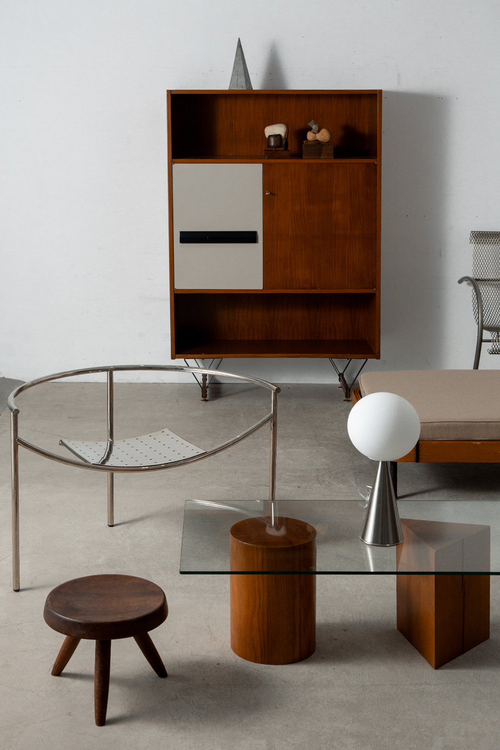 Modernism Show 25
