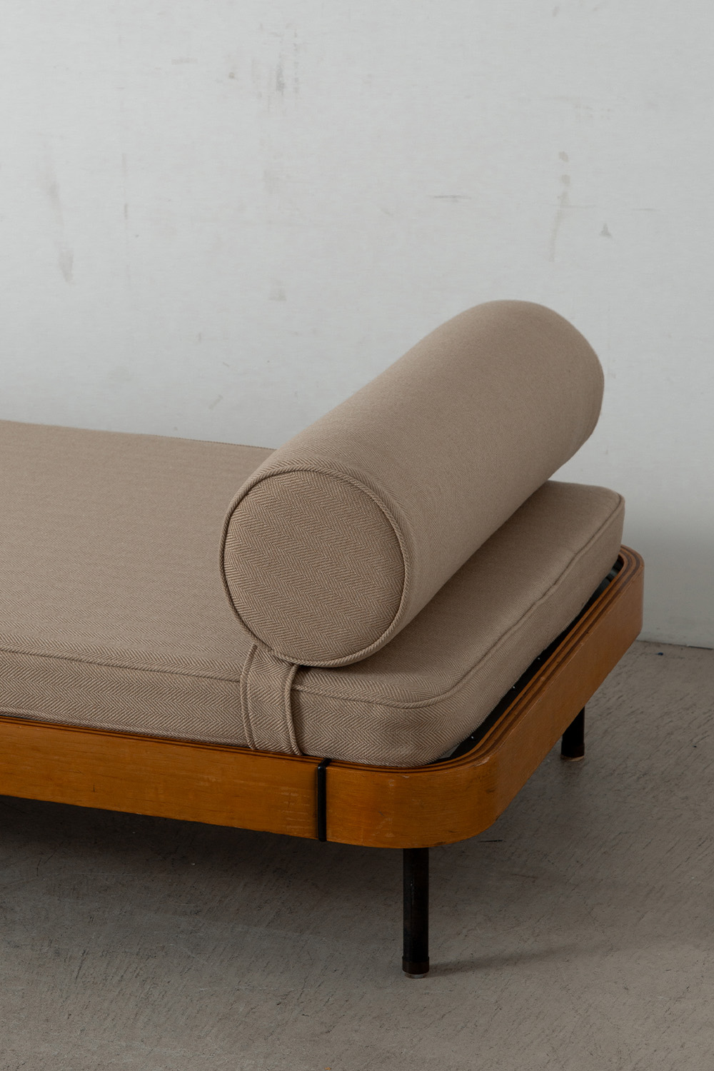 Day Bed by Gio Ponti in Wood , Steel , Brass , Rubber and Fabric
