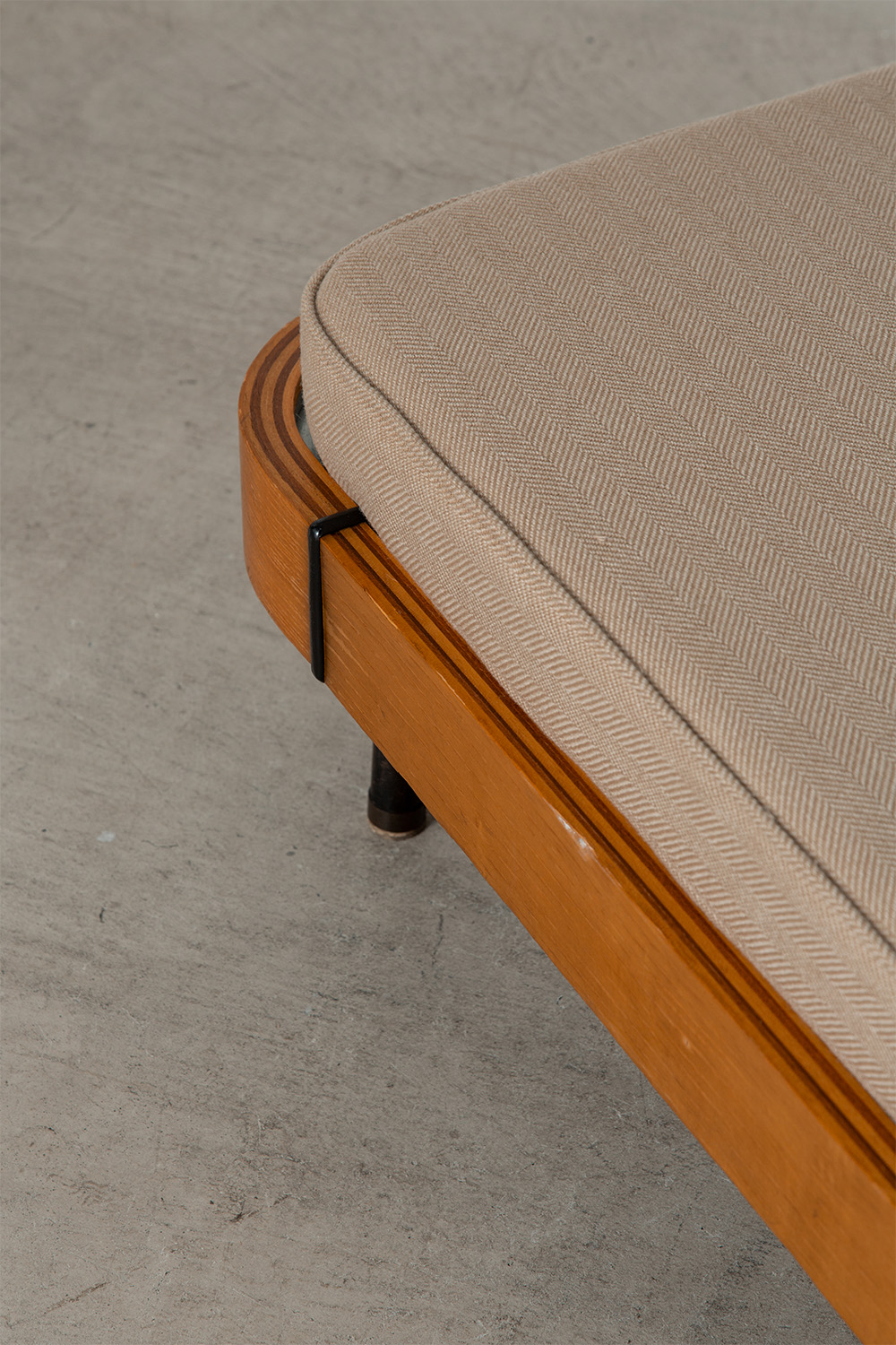 Day Bed by Gio Ponti in Wood , Steel , Brass , Rubber and Fabric