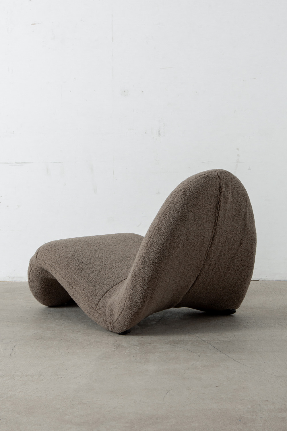 Pierre Paulin,Tongue Lounge Chair,Lounge Chair,Chair,Artifort,MOMA,ピエール・ポラン,ラウンジチェア,チェア,アーティーフォート,ニューヨーク近代美術館,清澄白河,アンティークショップ,Antique,Vintage,Interior Design,アンティーク,ビンテージ,ヴィンテージ,家具,雑貨,インテリア,店舗什器,設計,インテリアデザイン,内装,什器,店舗設計,ギャラリー,ミッドセンチュリー ,ミッドセンチュリーモダン,オランダ,MIDCENTURY MODERN, Netherlands, 