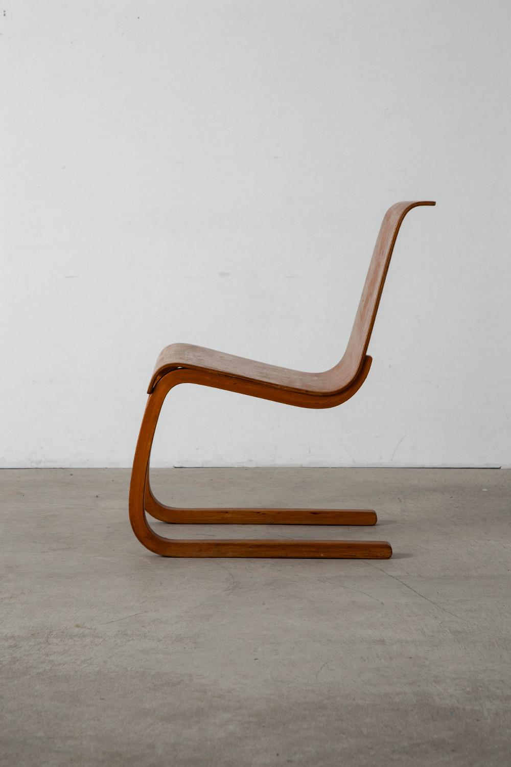 ‘Model 21’ Chair by Alvar Aalto for Finmar in Karelian Birch