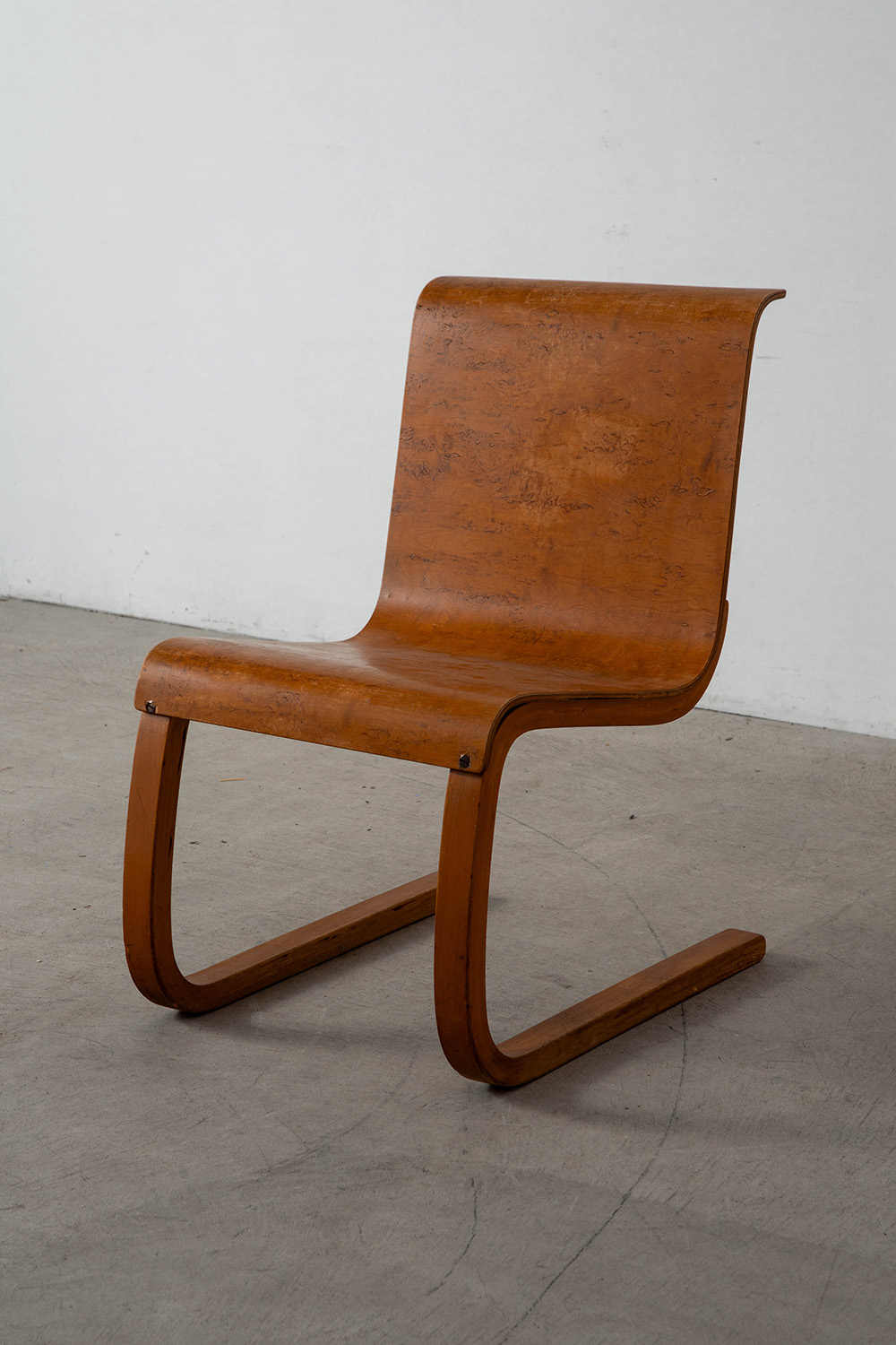 ‘Model 21’ Chair by Alvar Aalto for Finmar in Karelian Birch