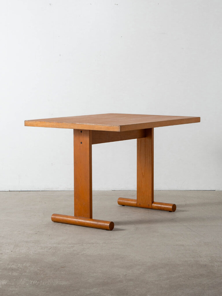 Dining Table in Beech