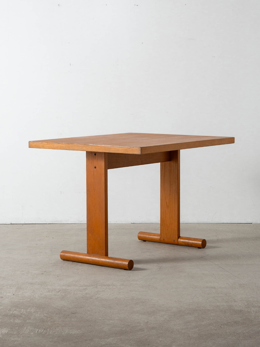 Dining Table in Beech