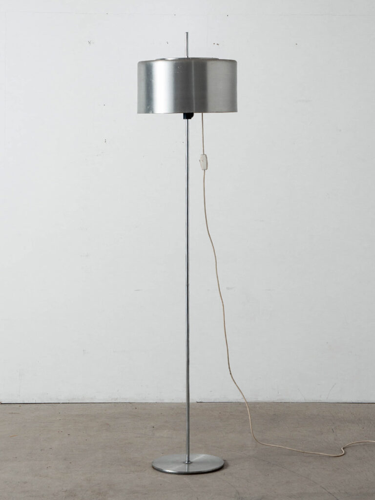 Floor Lamp in Metal