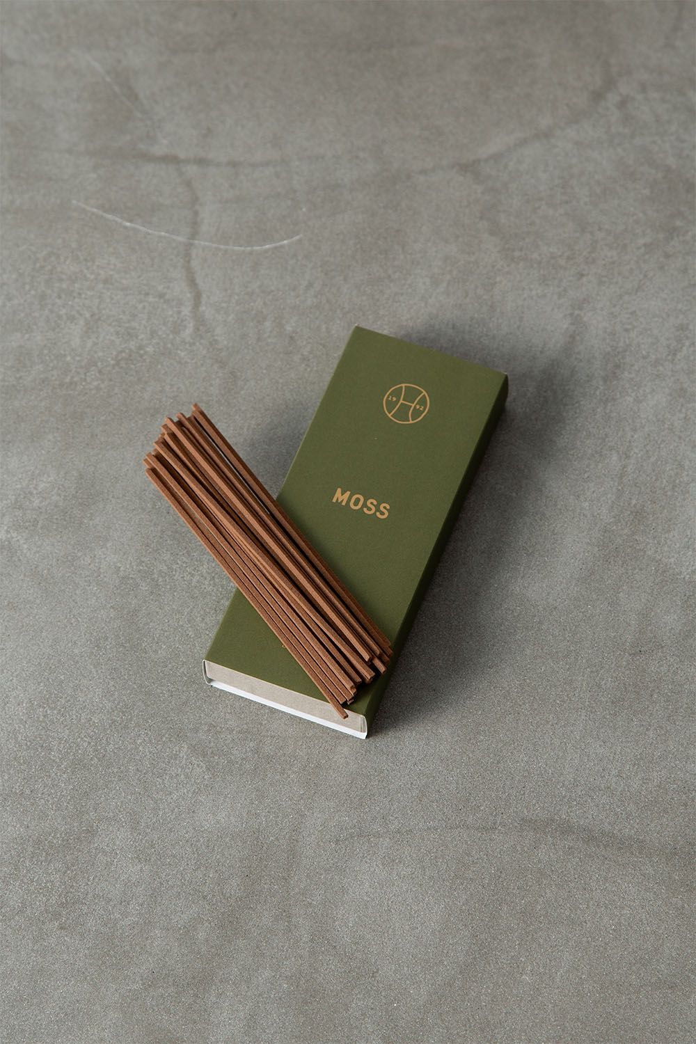 PERFUMER H,パヒューマーエイチ,MOSS,Incense,インセンス,England,イギリス,London,ロンドン,stoop,topso,清澄白河,Antique,Vintage,Interior Design,アンティーク,ビンテージ,ヴィンテージ,家具,雑貨,インテリア,店舗什器,設計,インテリアデザイン,内装,什器,店舗設計,ギャラリー,デザイナーズ家具,ショールーム