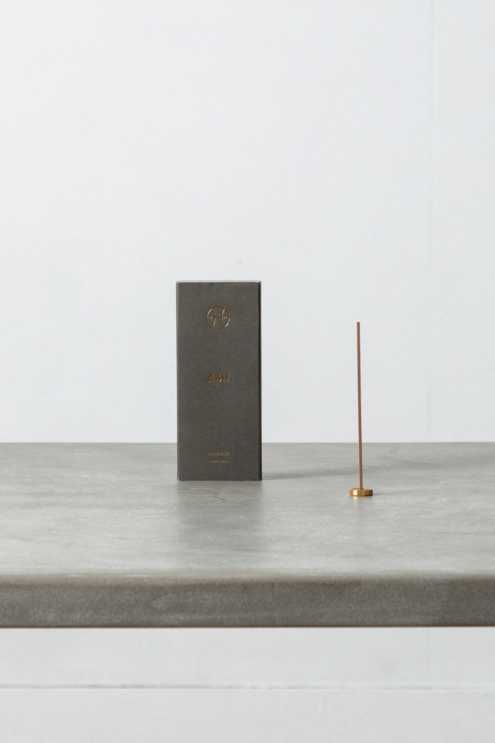 PERFUMER H,パヒューマーエイチ,ASH,Incense,インセンス,England,イギリス,London,ロンドン,stoop,topso,清澄白河,Antique,Vintage,Interior Design,アンティーク,ビンテージ,ヴィンテージ,家具,雑貨,インテリア,店舗什器,設計,インテリアデザイン,内装,什器,店舗設計,ギャラリー,デザイナーズ家具,ショールーム