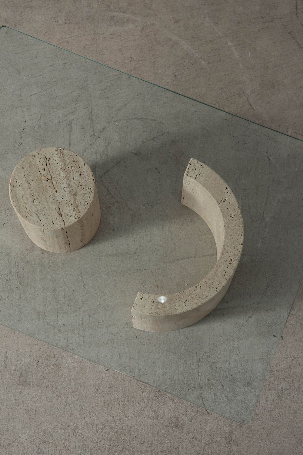 Coffee Table in Glass and Travertine