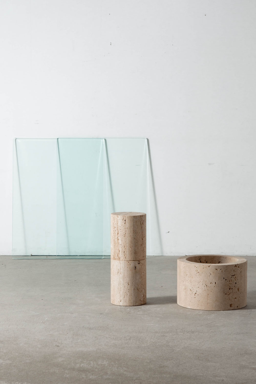 Coffee Table in Glass and Travertine
