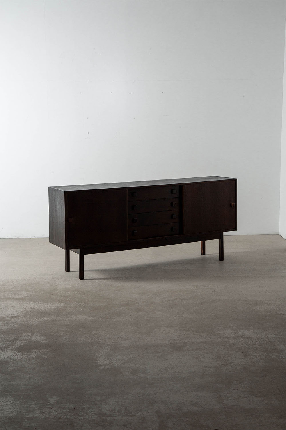 Sideboard in Wood