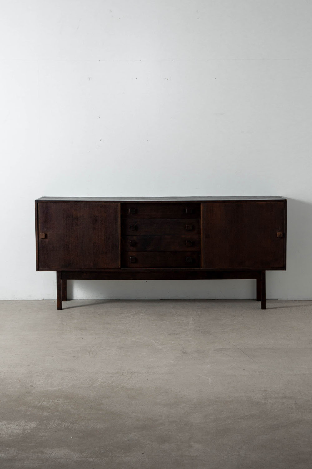 Sideboard in Wood