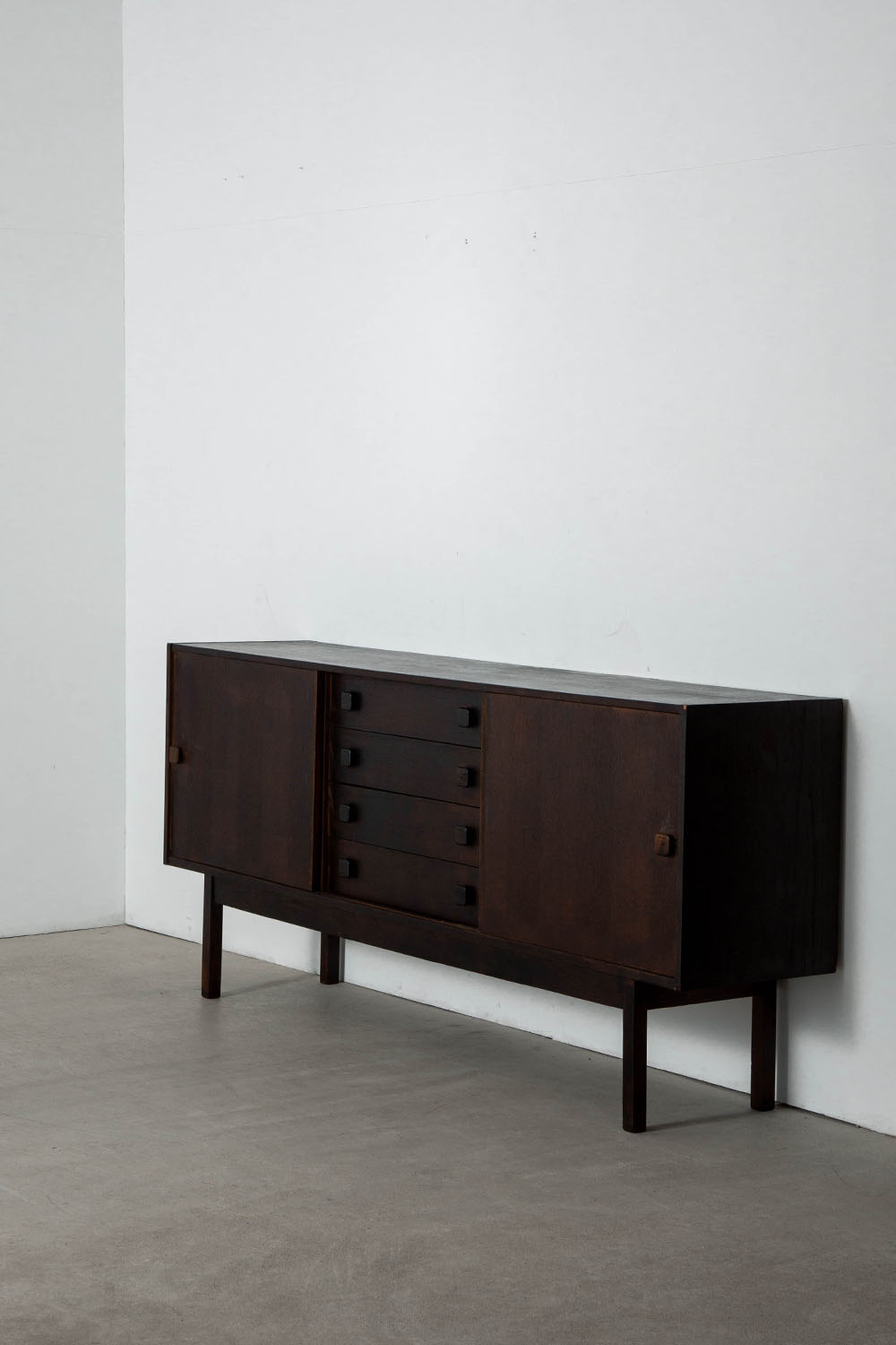 Sideboard in Wood