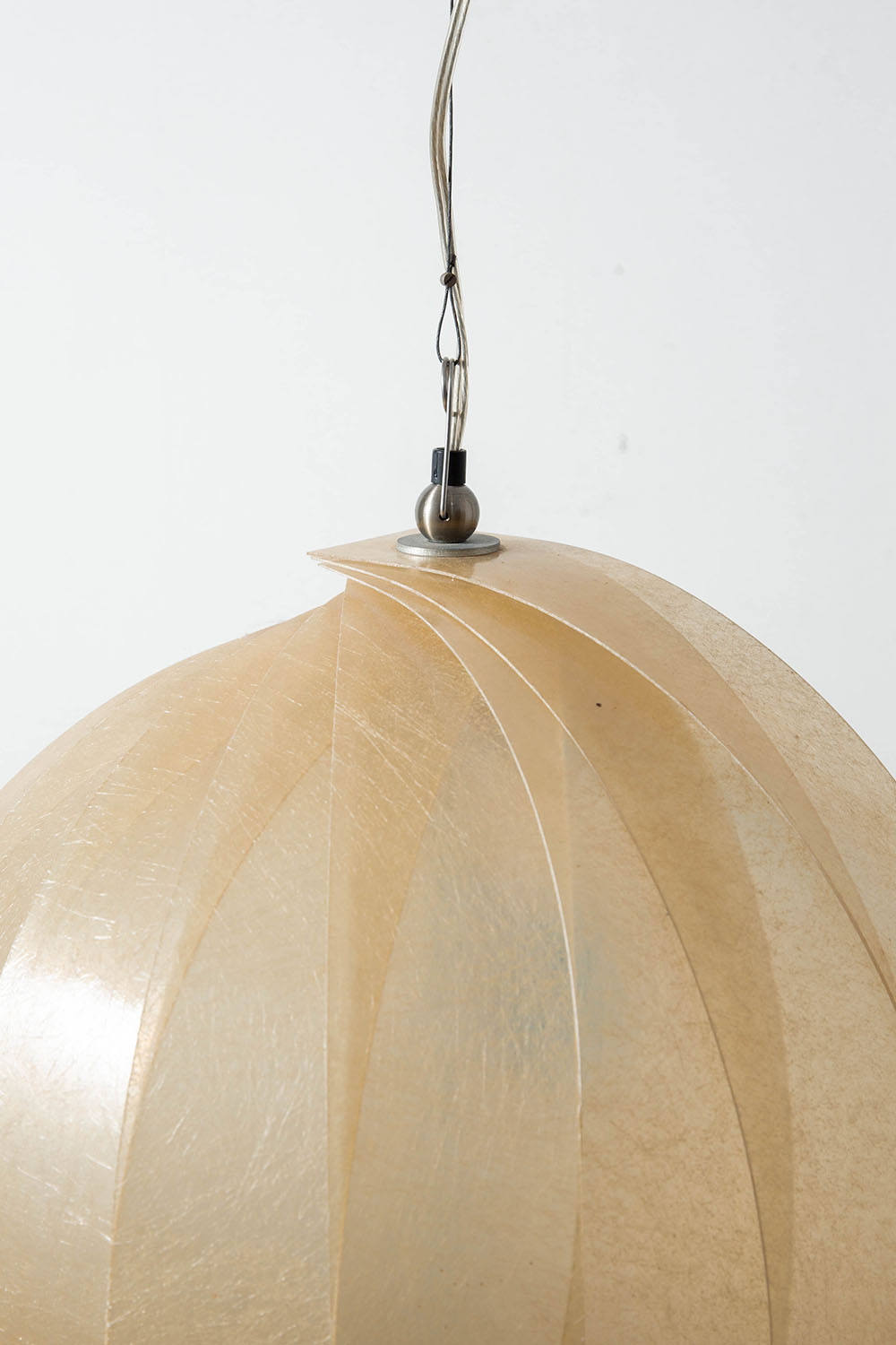‘Nautilus’ Pendant Lamp in Fiberglass and Metal