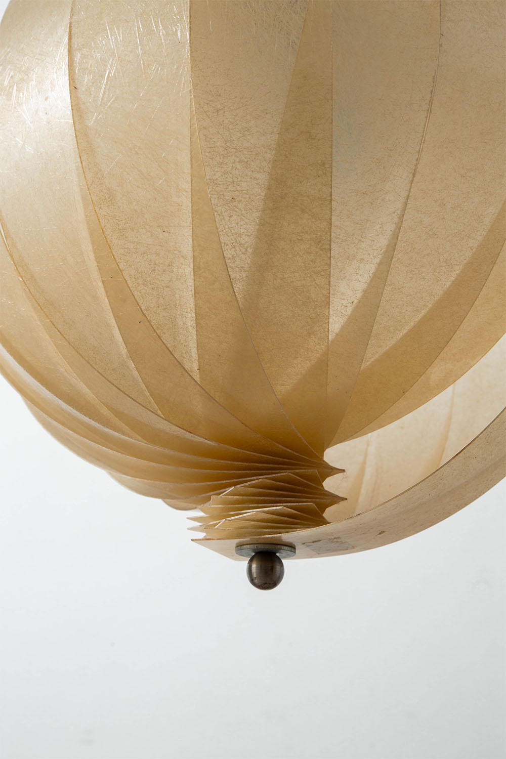 ‘Nautilus’ Pendant Lamp in Fiberglass and Metal