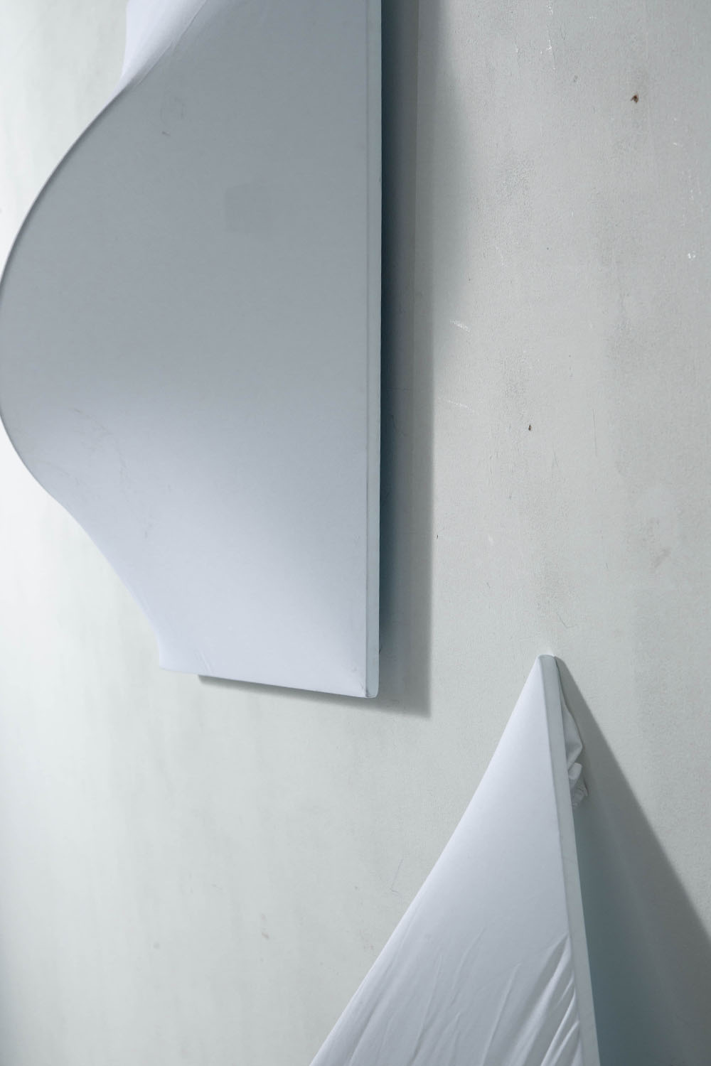 ‘Saori’ Wall Lamp by Kazuhide Takahama for Sirrah in Plastic and Polyesterin Metal and Fabric