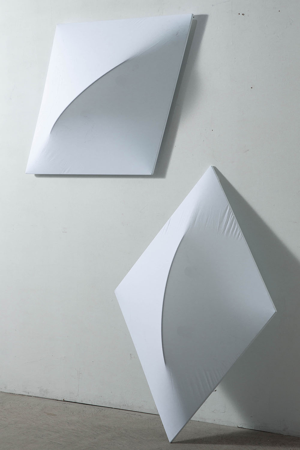 ‘Saori’ Wall Lamp by Kazuhide Takahama for Sirrah in Plastic and Polyesterin Metal and Fabric