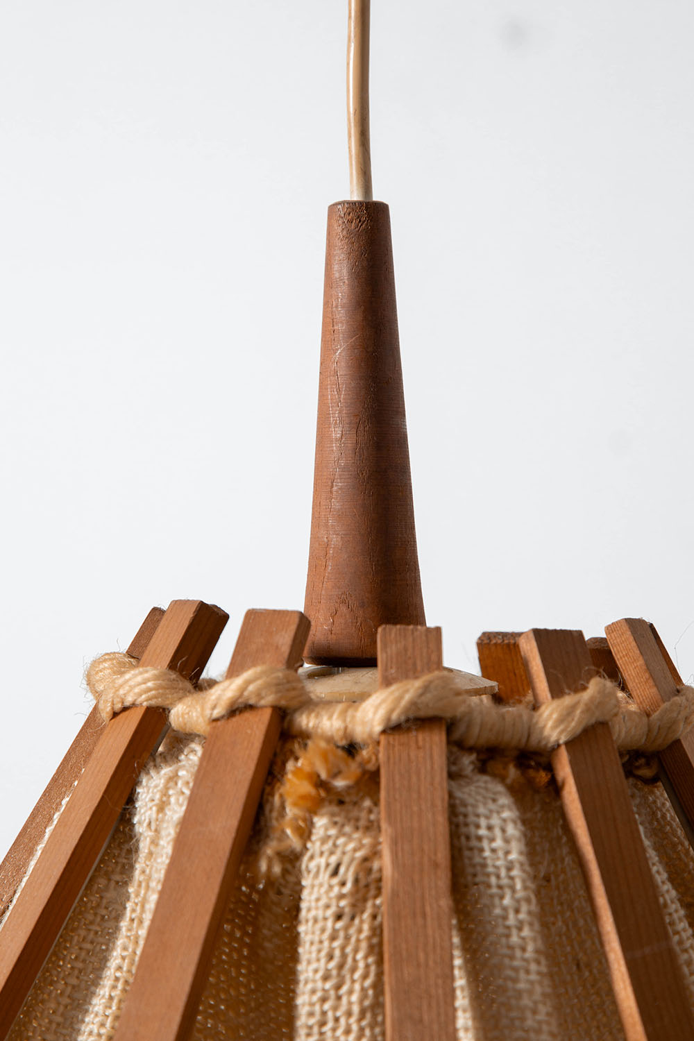 Pendant Lamp in Wood , Rope and Linen