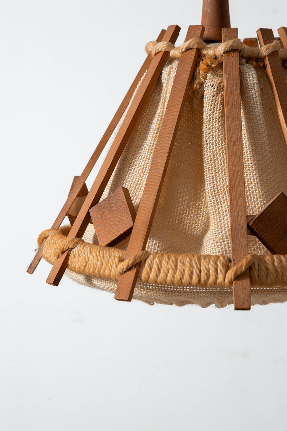 Pendant Lamp in Wood , Rope and Linen