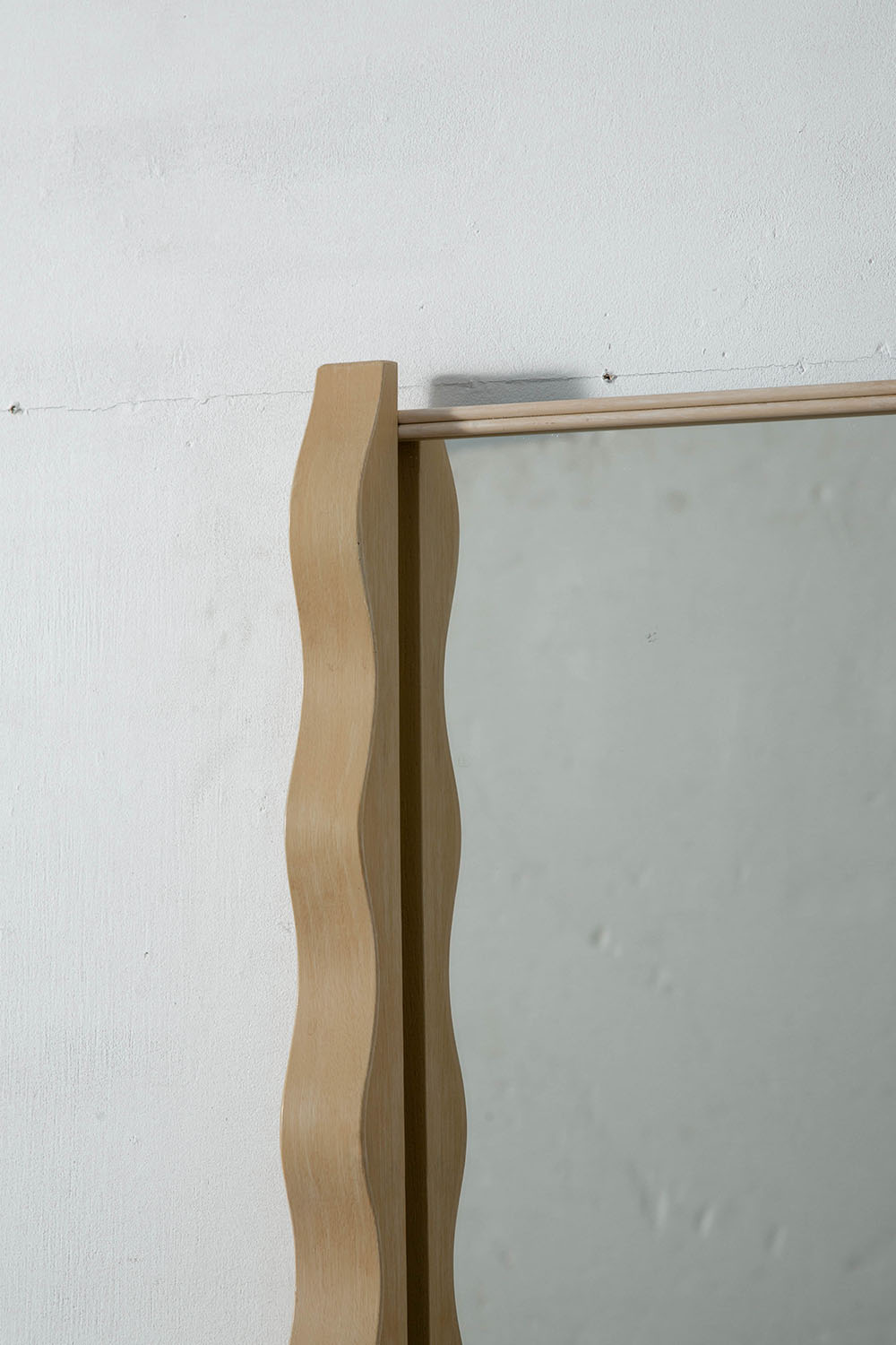 Wall Mirror in Glass and Wood