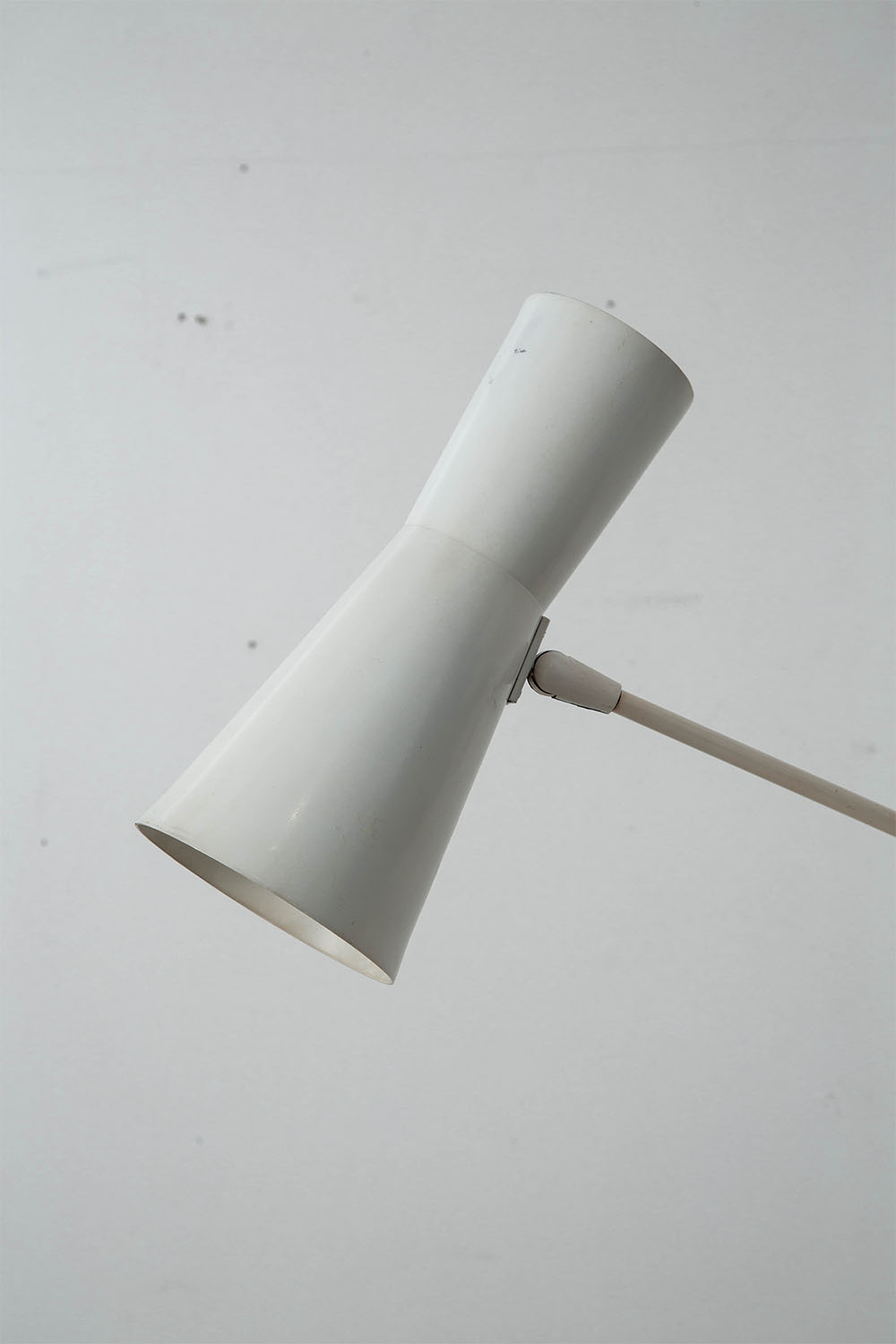 Wall Lamp for LITA in Steel and White