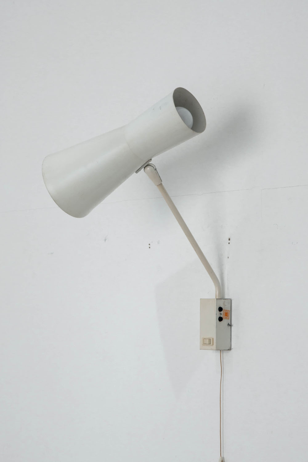 Wall Lamp for LITA in Steel and White