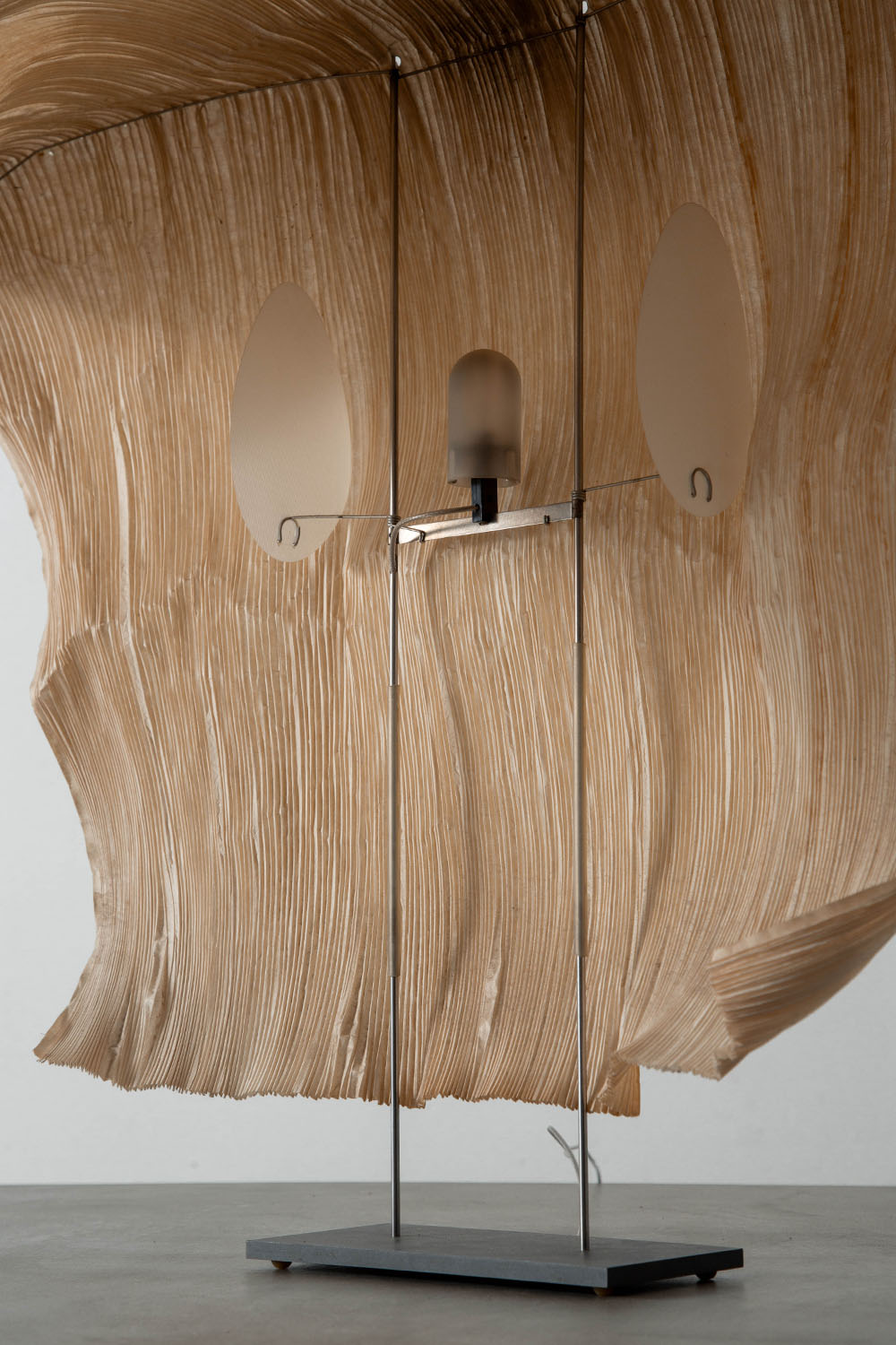 ‘SAMURAI’ Table Lamp by Ingo Maurer and  Dagmar Mombach for Ingo Maurer GmbH in Paper and Steel