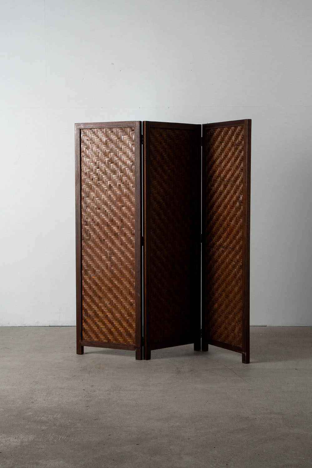 Screen in Wood and Rattan