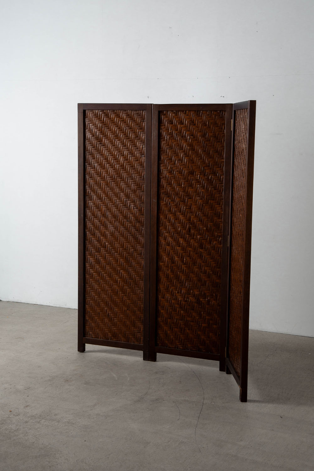 Screen in Wood and Rattan