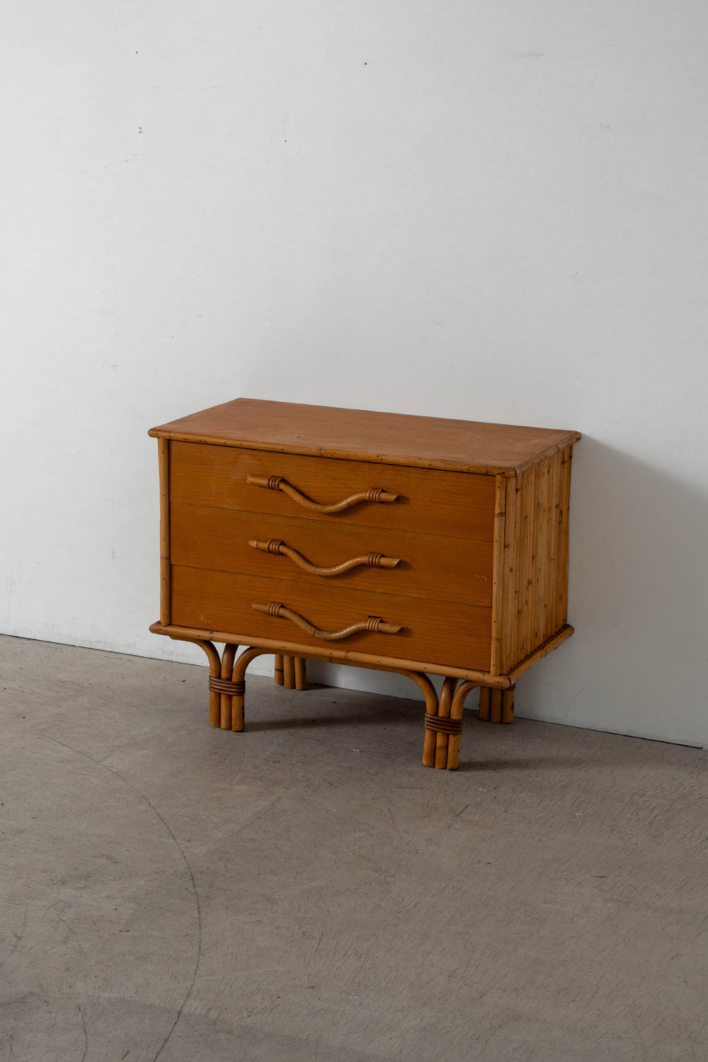 Chest,チェスト,France,フランス,清澄白河,Antique,Vintage,Interior Design,stoop,topso,アンティーク,ビンテージ,ヴィンテージ,家具,雑貨,インテリア,店舗什器,設計,インテリアデザイン,内装,什器,店舗設計,ギャラリー,デザイナーズ家具,ショールーム