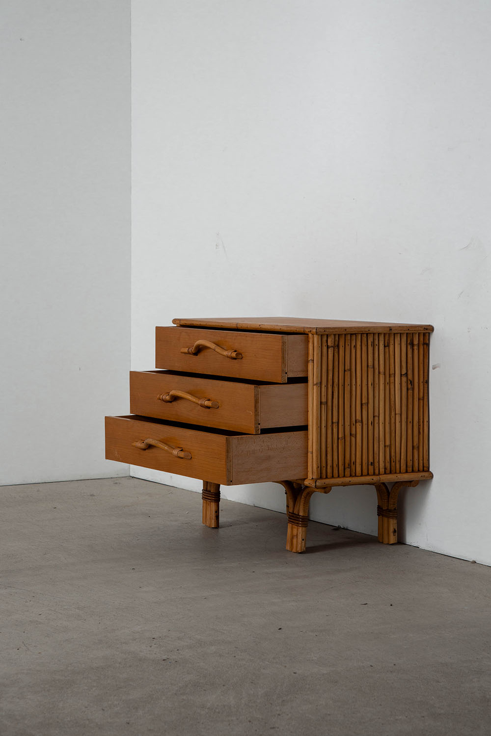 Chest,チェスト,France,フランス,清澄白河,Antique,Vintage,Interior Design,stoop,topso,アンティーク,ビンテージ,ヴィンテージ,家具,雑貨,インテリア,店舗什器,設計,インテリアデザイン,内装,什器,店舗設計,ギャラリー,デザイナーズ家具,ショールーム