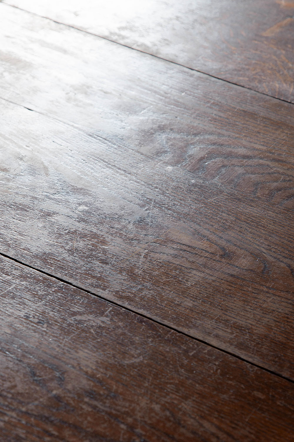 Extension Dining Table in Wood