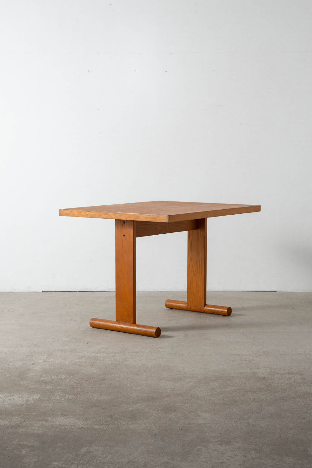 Dining Table in Beech