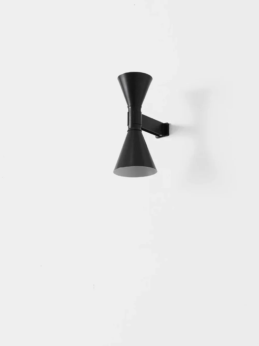 Applique De Marseille Mini Wall Lamp by Le Corbusier for NEMO&nbsp;Black