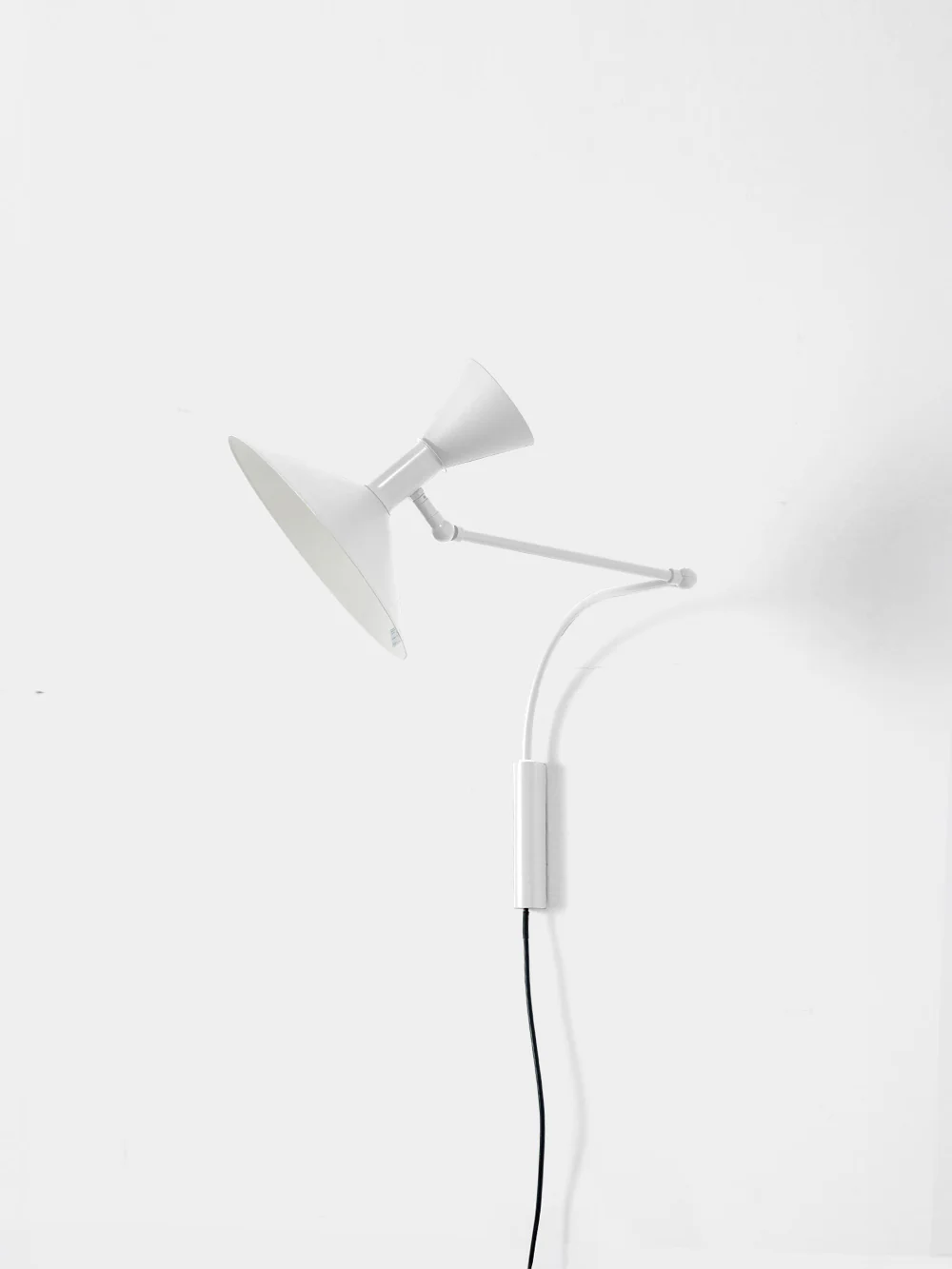 Lampe De Marseille Mini Wall Lamp by Le Corbusier for NEMO&nbsp;White
