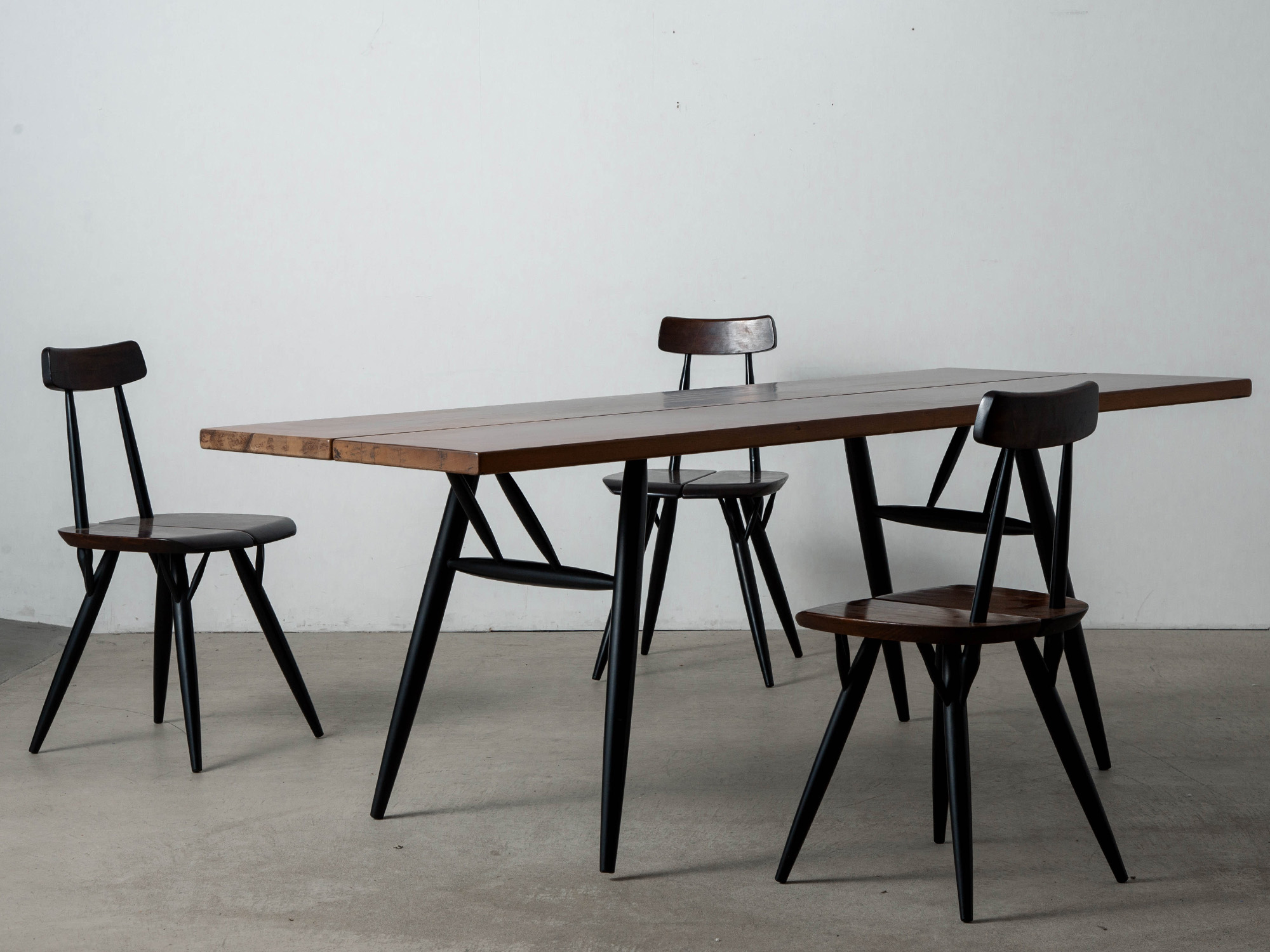 ‘Pirkka’ Dining Table by Ilmari Tapiovaara for Laukaan Puu in Wood