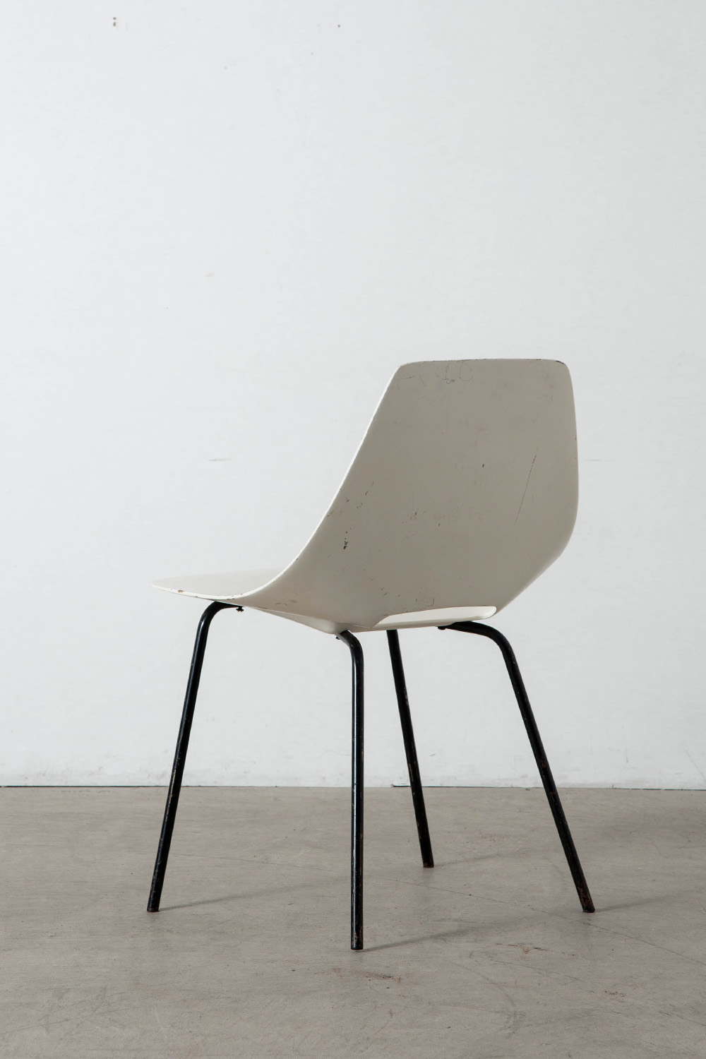 ‘Amsterdam’ Chair by Pierre Guariche for Stainer in White