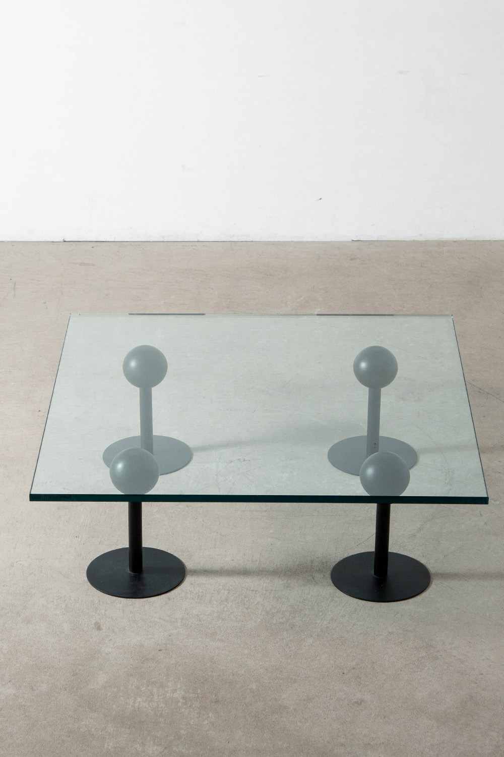 ‘Pepper Young’ Coffee Table by Philippe Starck for Disform in Glass , Enameled Steel and Polyurethane Foam