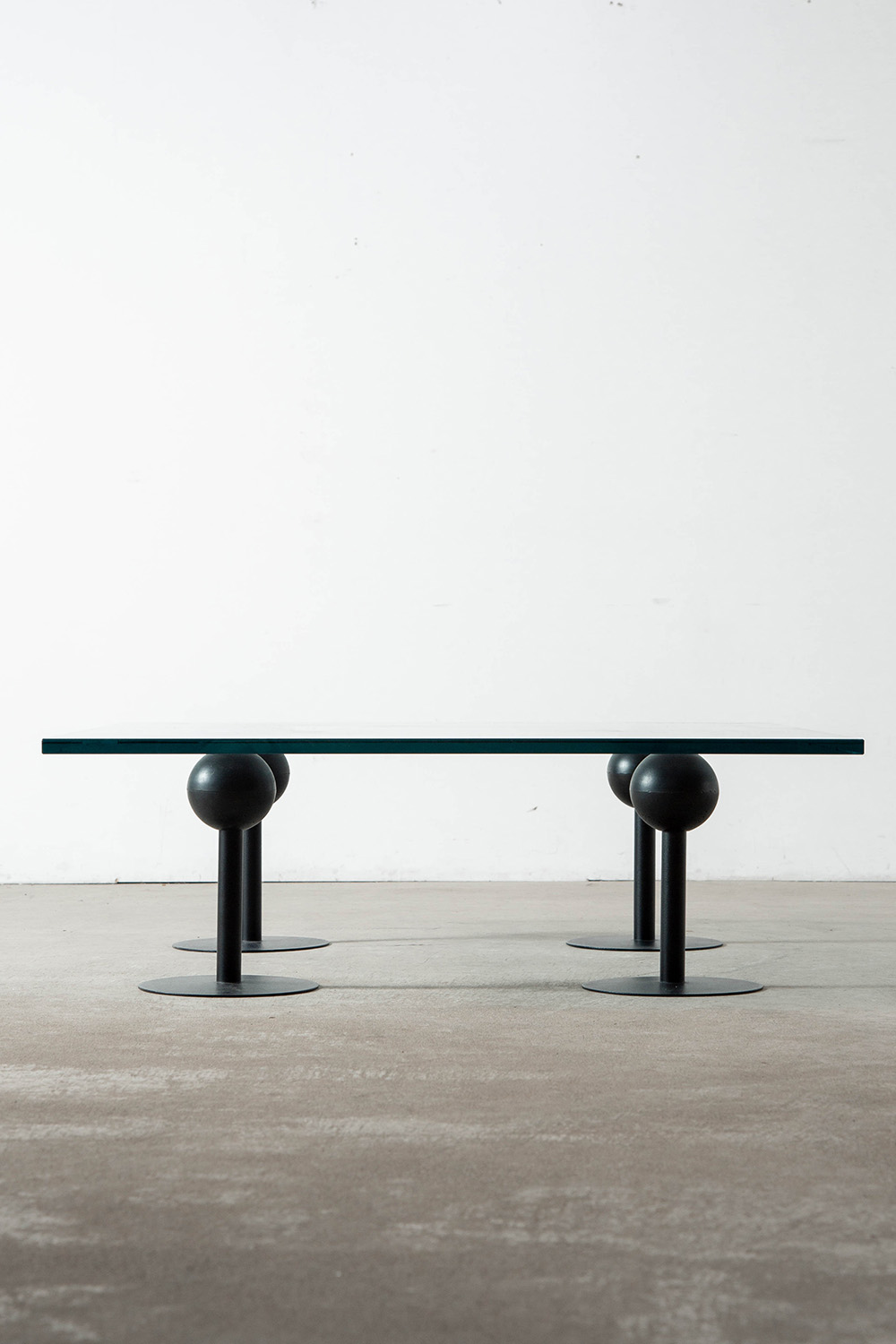 ‘Pepper Young’ Coffee Table by Philippe Starck for Disform in Glass , Enameled Steel and Polyurethane Foam