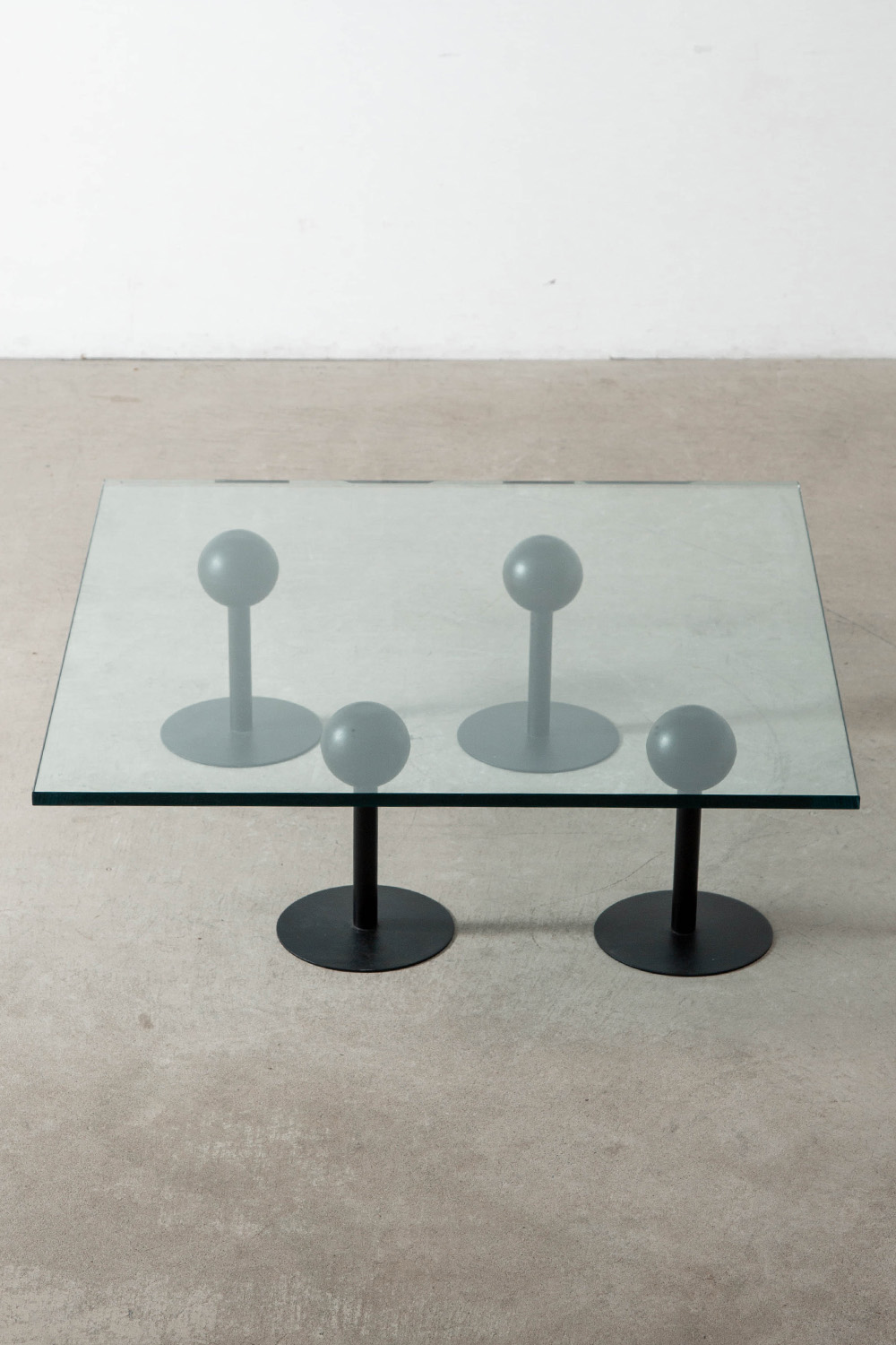 ‘Pepper Young’ Coffee Table by Philippe Starck for Disform in Glass , Enameled Steel and Polyurethane Foam