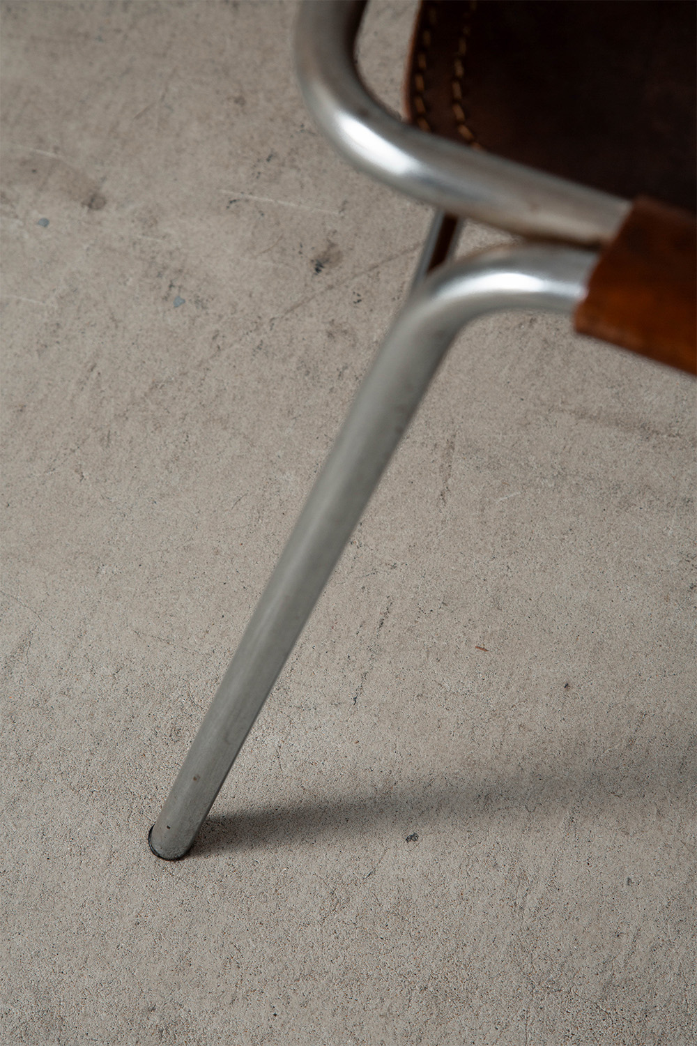 Les arcs Chair in Leather and Steel by Charlotte Perriand