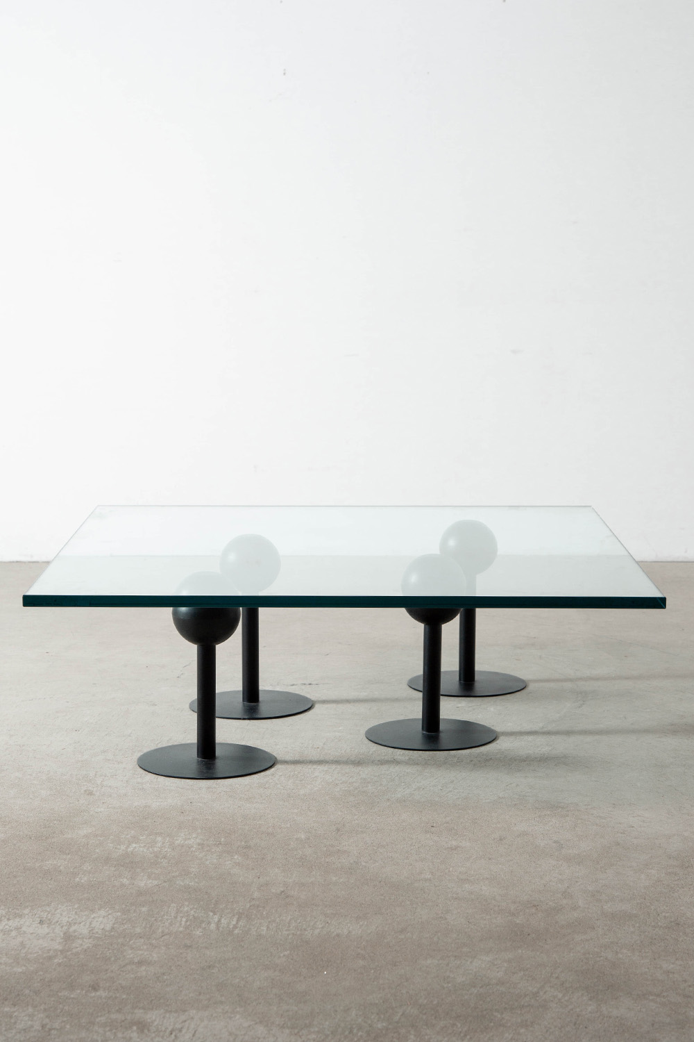 ‘Pepper Young’ Coffee Table by Philippe Starck for Disform in Glass , Enameled Steel and Polyurethane Foam