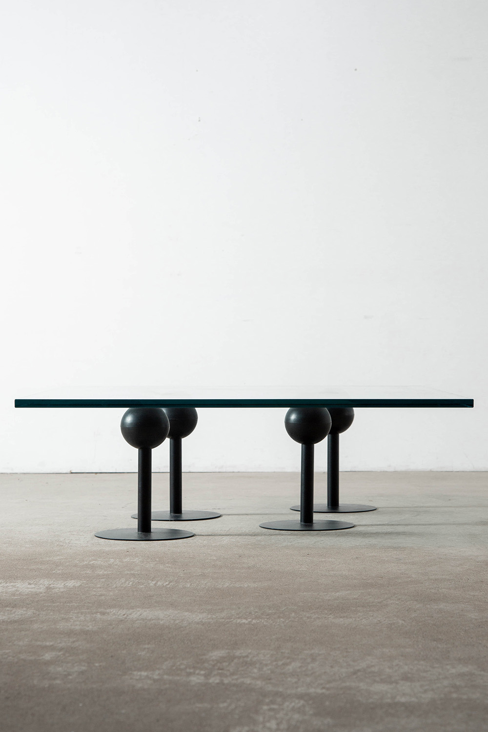 ‘Pepper Young’ Coffee Table by Philippe Starck for Disform in Glass , Enameled Steel and Polyurethane Foam
