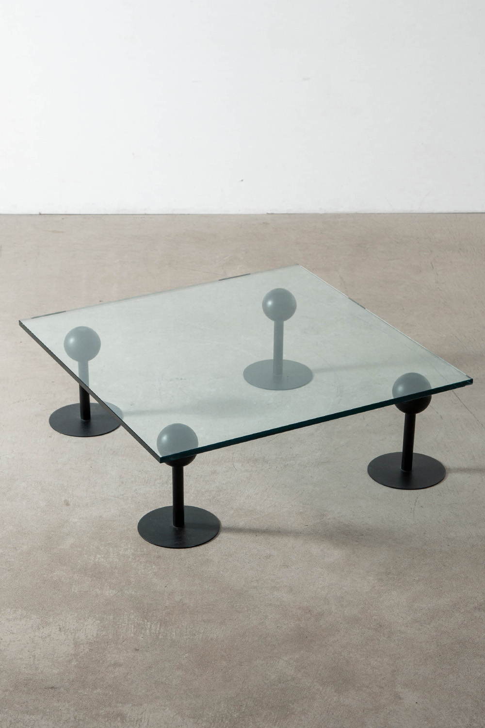 ‘Pepper Young’ Coffee Table by Philippe Starck for Disform in Glass , Enameled Steel and Polyurethane Foam