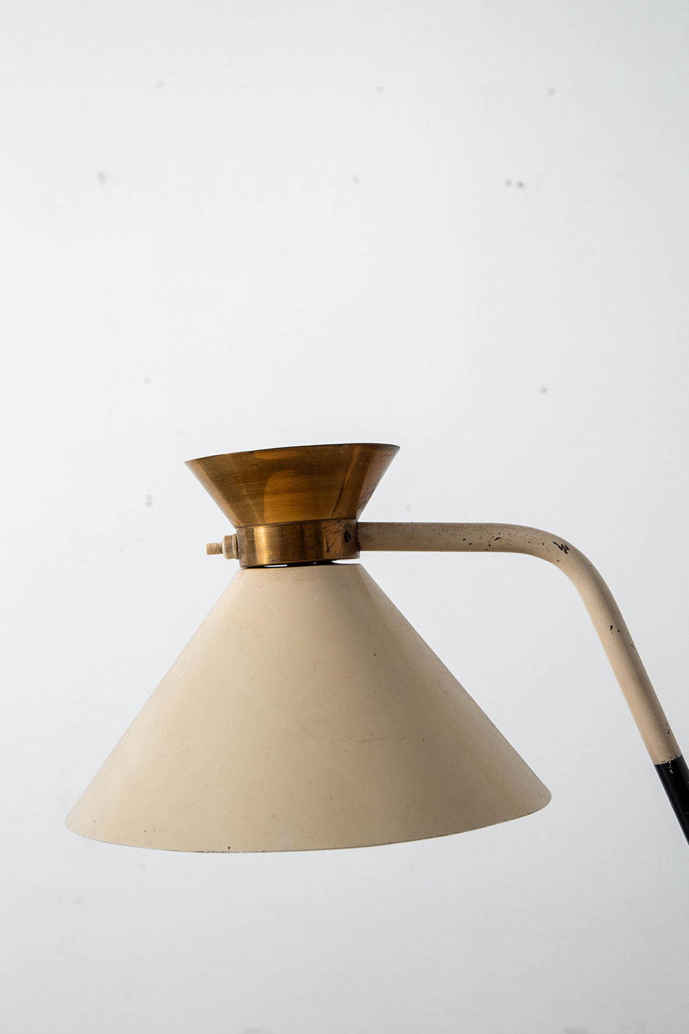 Model 450 Table Lamp for Jumo in Steel and Brass